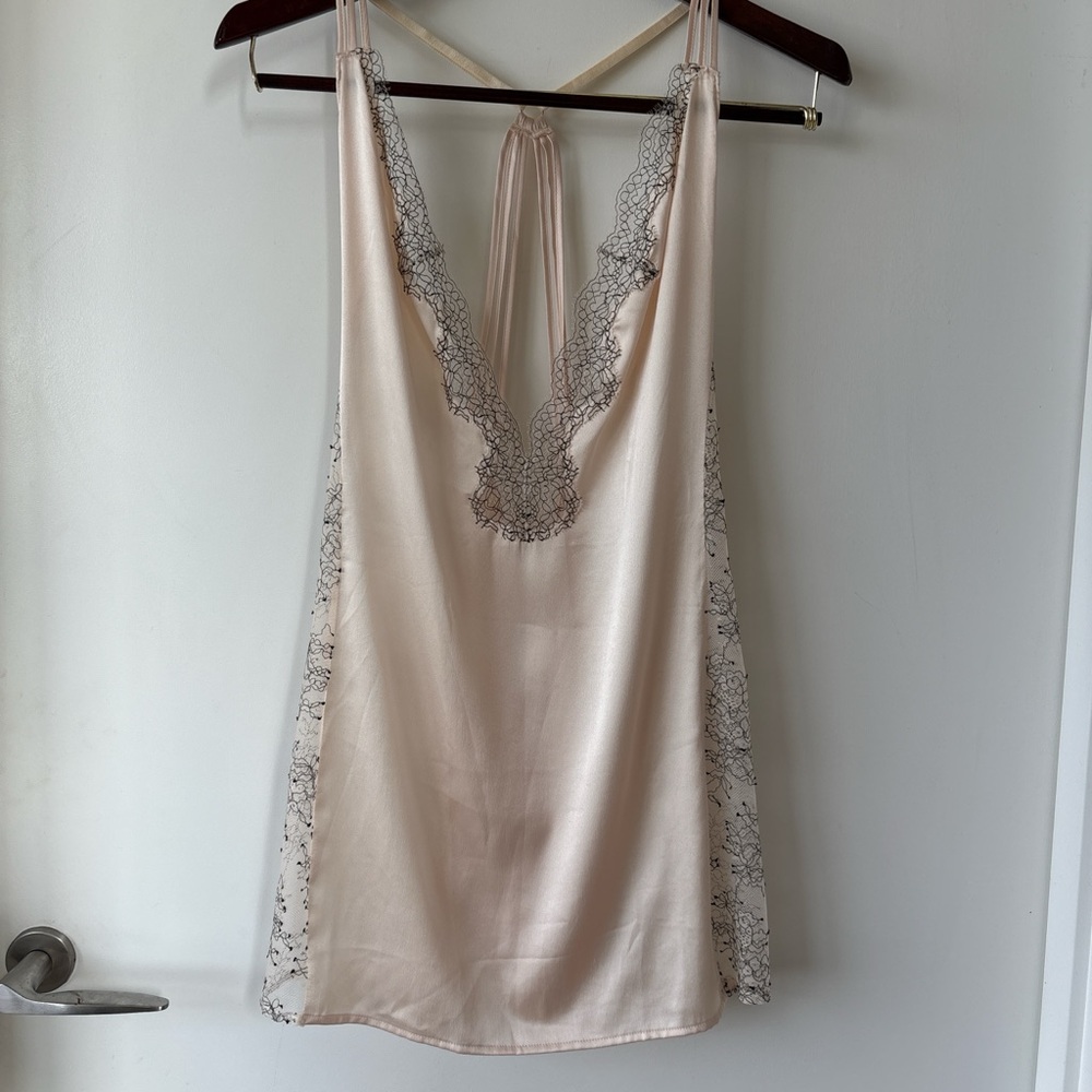 Victoria’s Secret champagne satin & lace open back mini slip